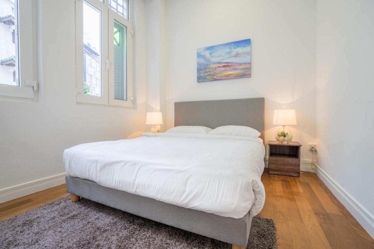 Apartment Clubhouse Residences Serviced - Staycation Approved