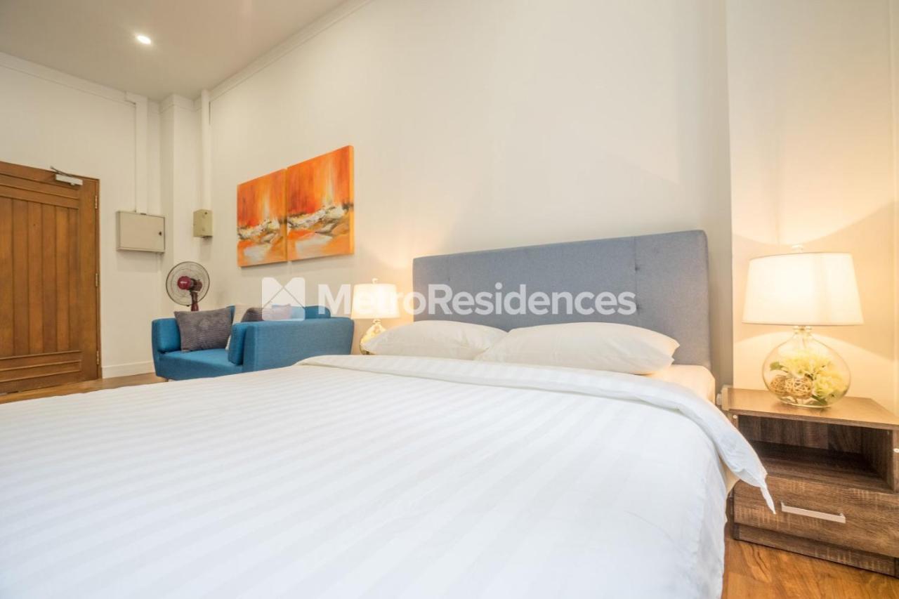 Apartment Clubhouse Residences Serviced - Staycation Approved